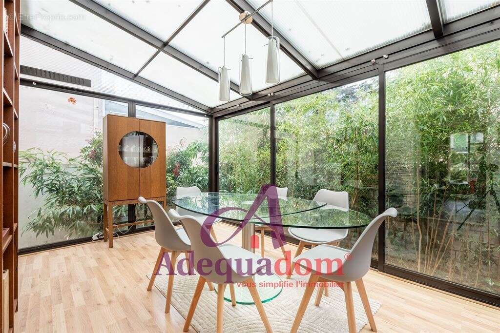 Maison à ASNIERES-SUR-SEINE