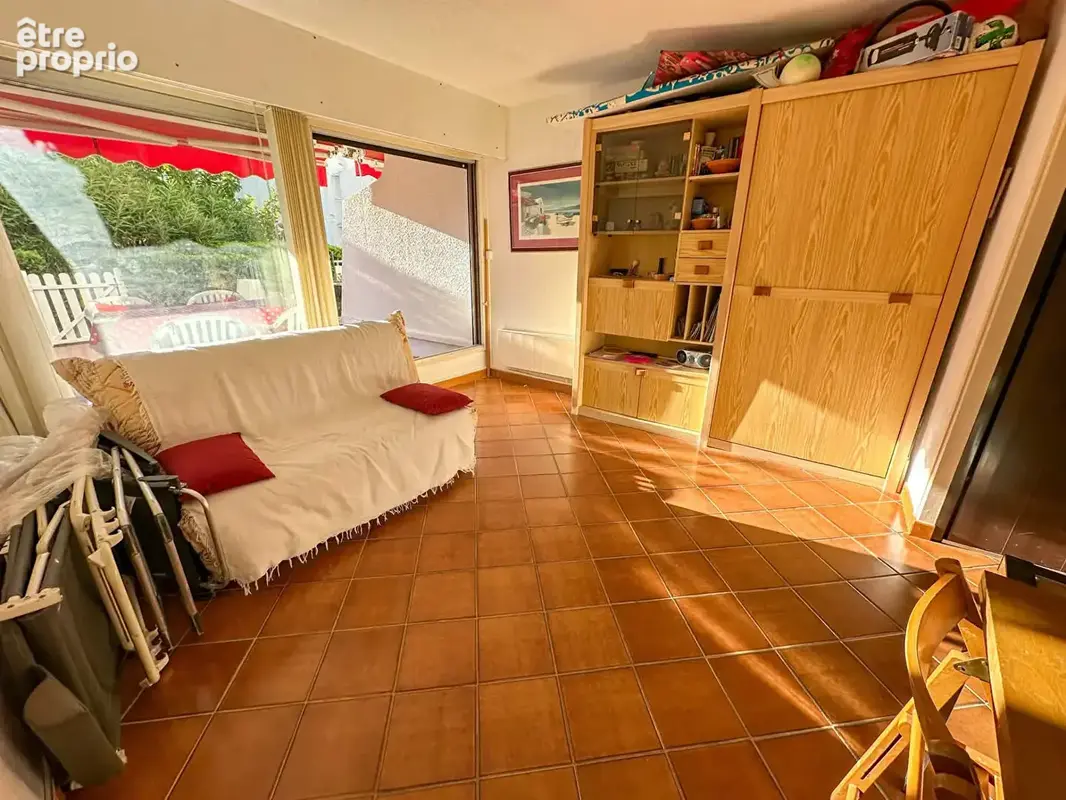 Studio cabine avec terrasse de 16m² et parking - photo 3