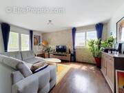 Appartement à EZANVILLE