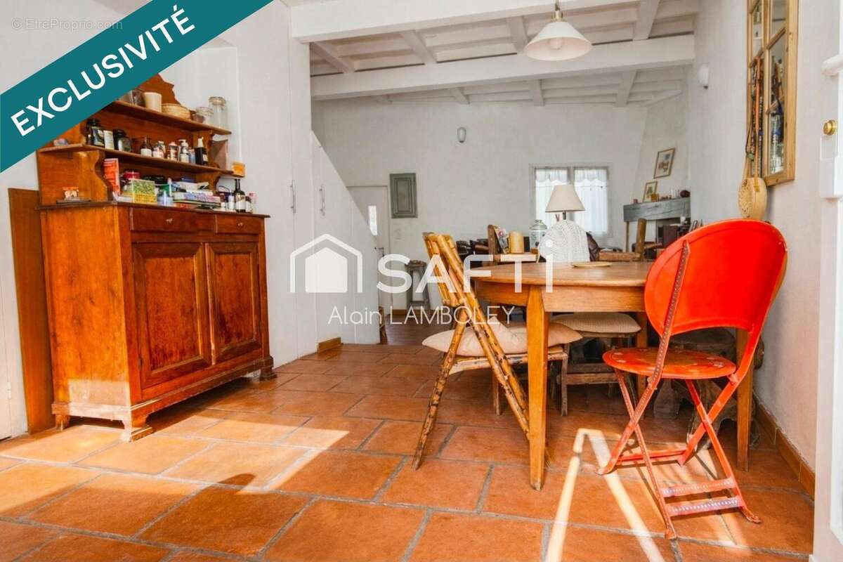 Photo 3 - Maison à SAINT-MAXIMIN-LA-SAINTE-BAUME