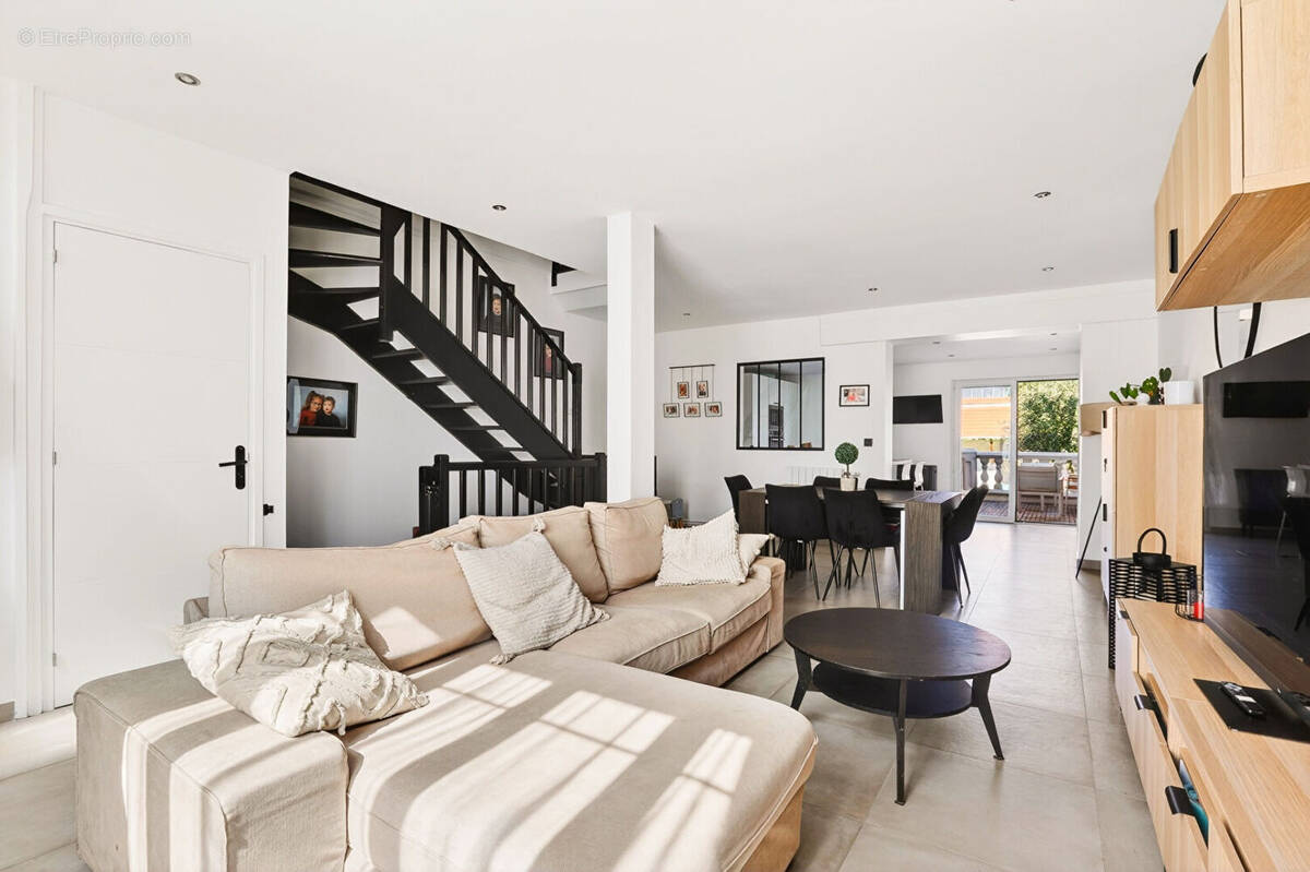 Maison à COLOMBES