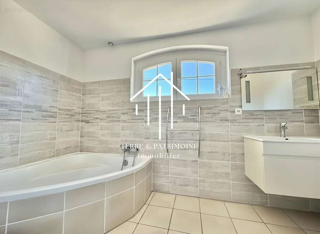 Maison à LALEVADE-D'ARDECHE