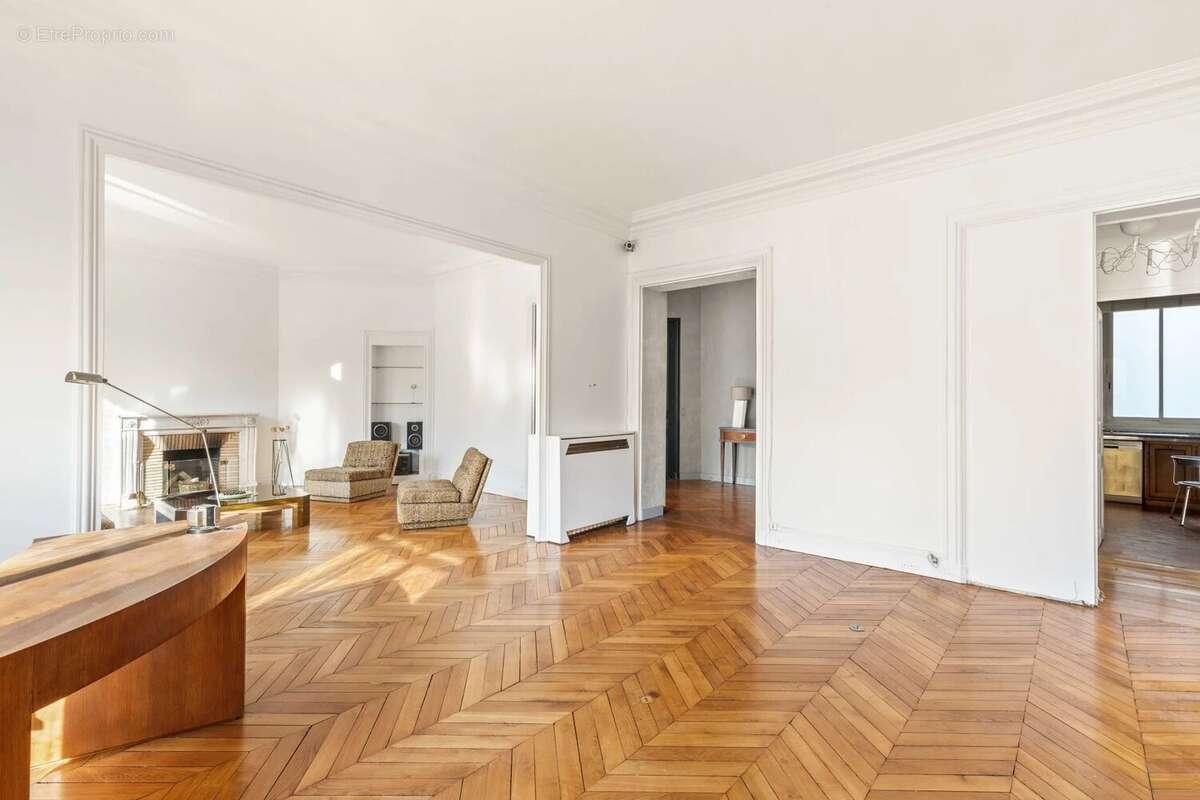 Appartement à PARIS-12E