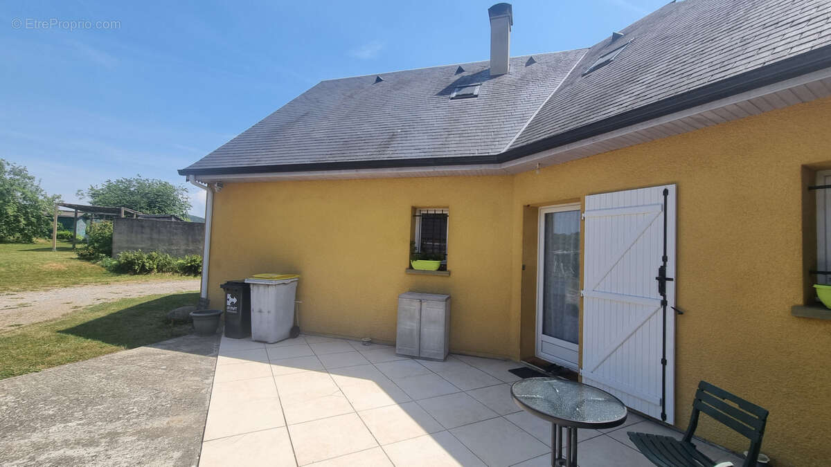Maison à BENAC