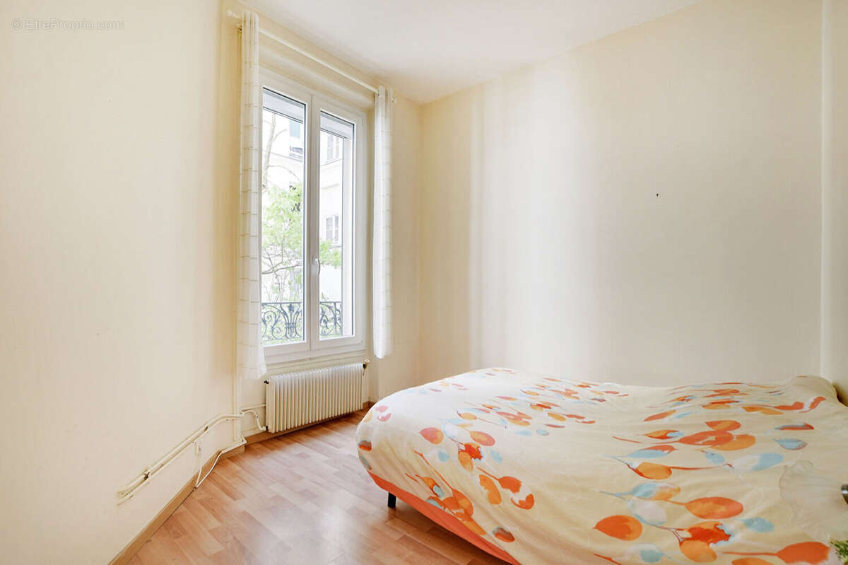 Appartement à PARIS-20E
