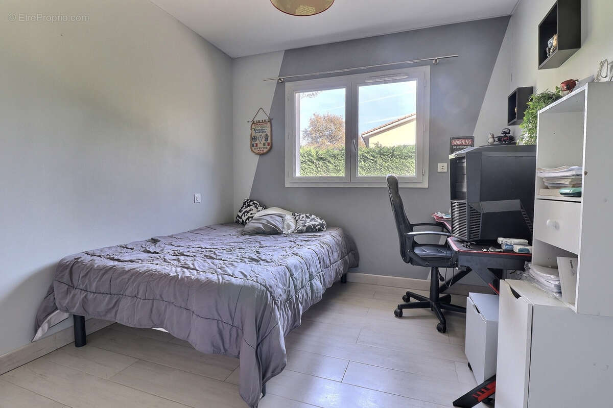 Maison à SAINT-LOUBES