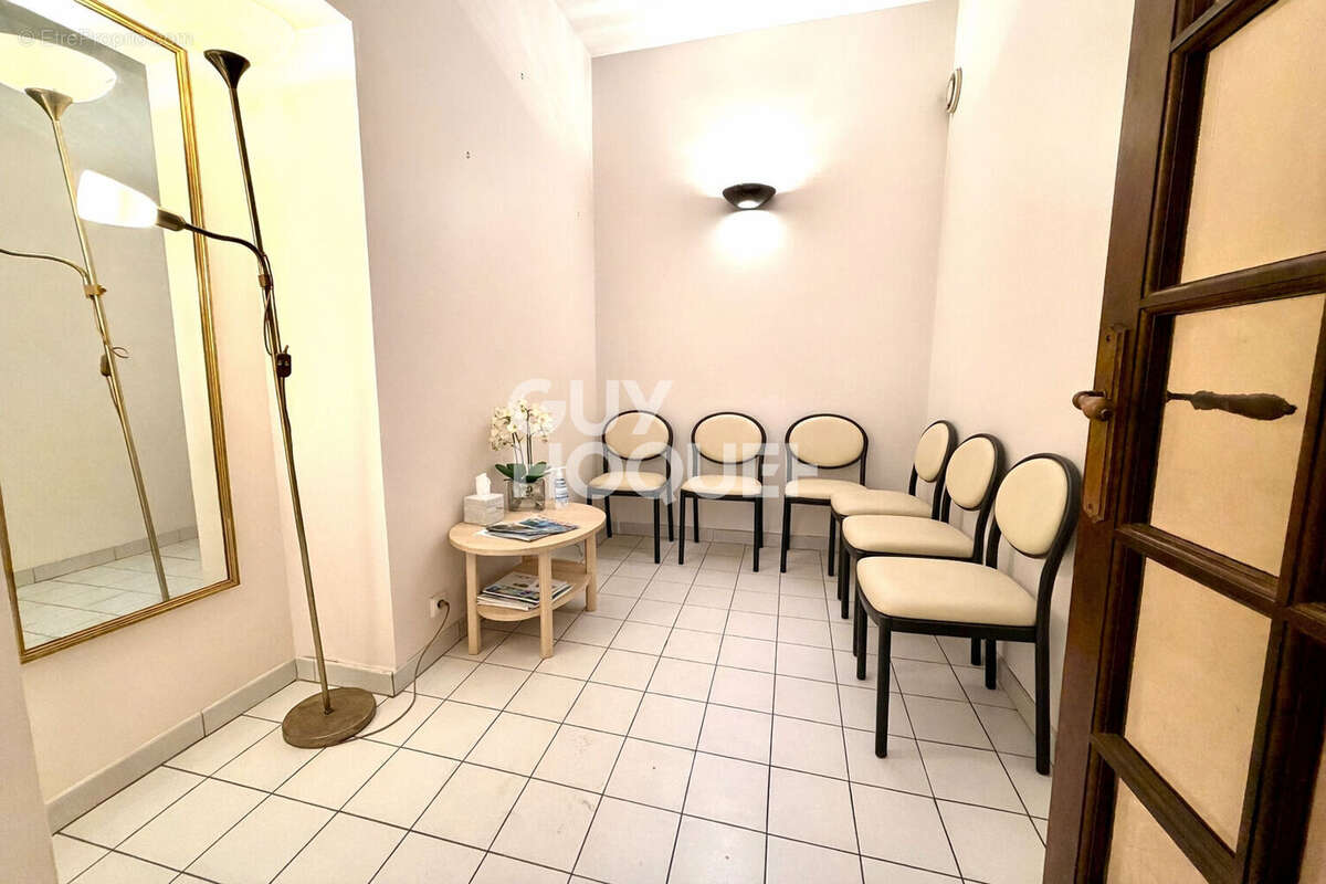 Commerce à CORBEIL-ESSONNES