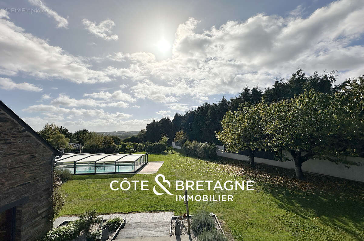 Maison à MALESTROIT