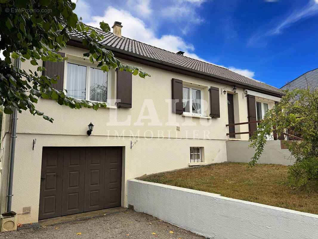 Maison à SOLIGNY-LA-TRAPPE