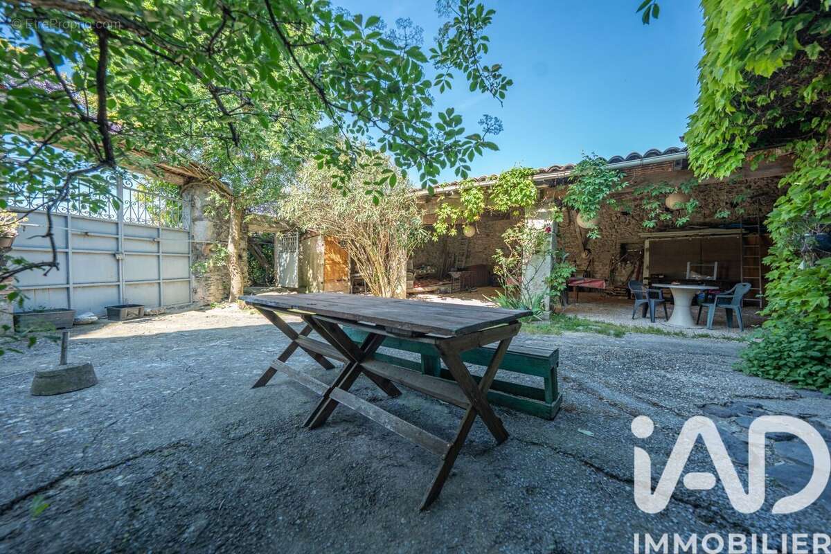 Maison 123 m² à Lussas  - photo 3