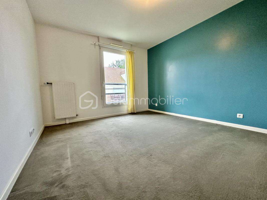 Appartement à MENNECY