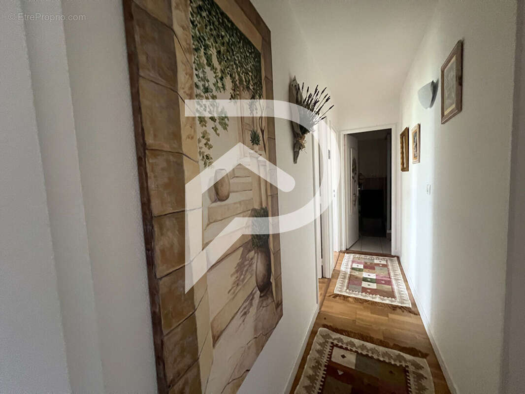 Appartement à ELANCOURT