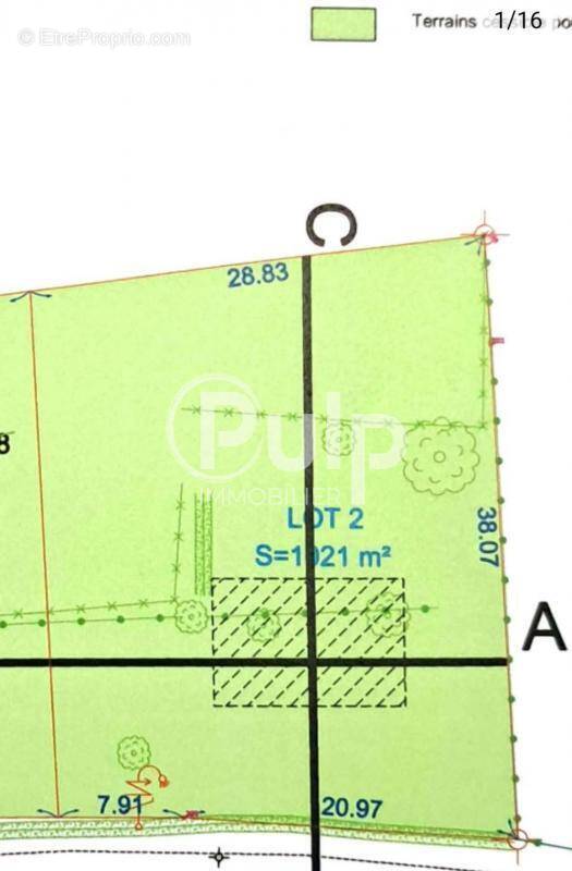 Terrain à ESTREES-LES-CRECY