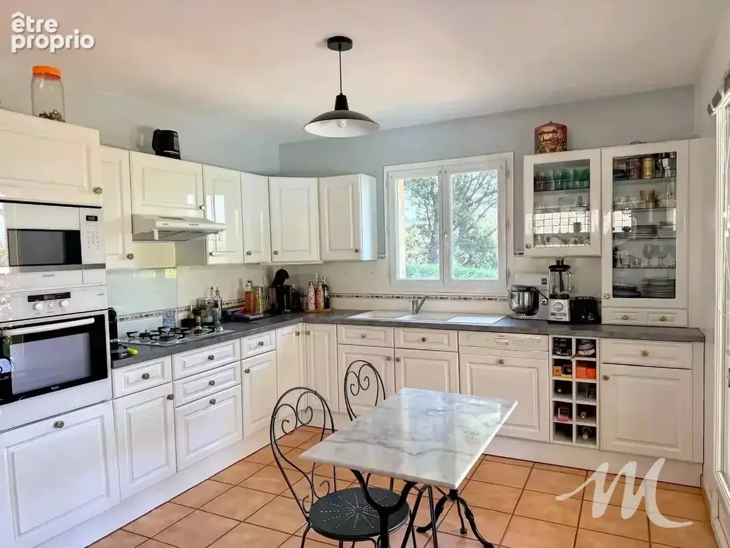 Villa 4 Chambres avec Piscine et Garage à Montmeyan (83670) - photo 6