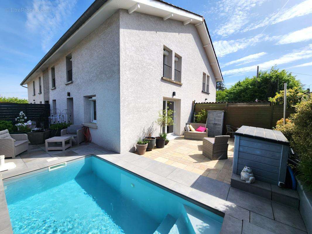 Appartement à SAINT-ANDRE-LA-COTE
