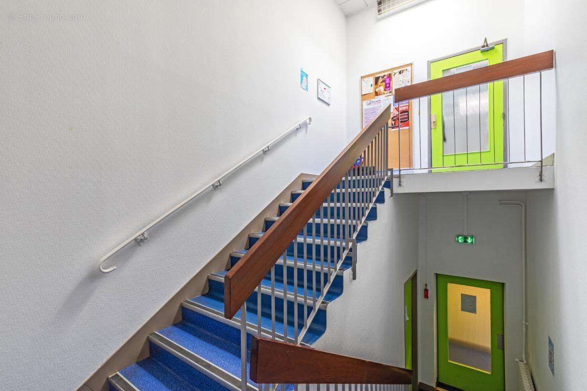 Appartement à CHANTELOUP-LES-VIGNES