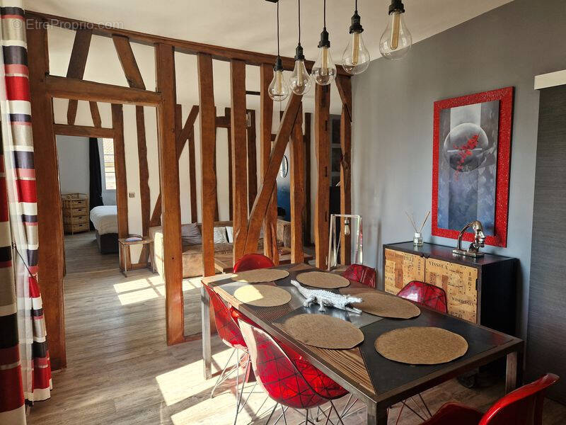 Appartement à COMPIEGNE