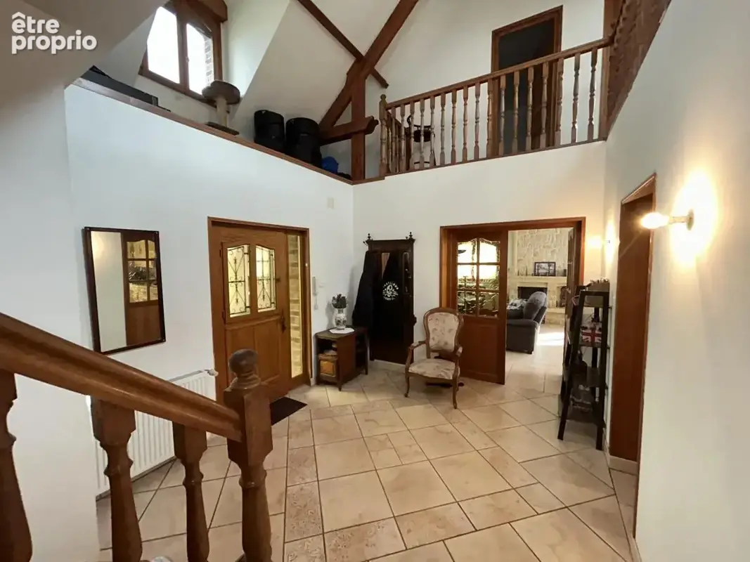 Maison 8 pièces 212 m² à vendre à Tilloy-Lez-Cambrai (59554) - photo 2