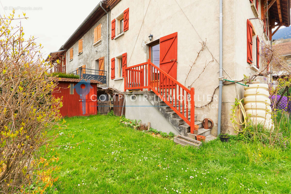 Maison à VAULNAVEYS-LE-HAUT