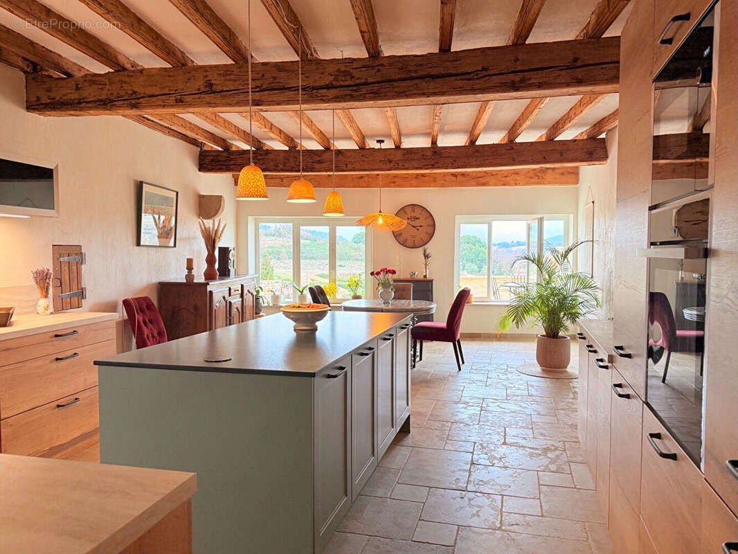 Maison à VISAN