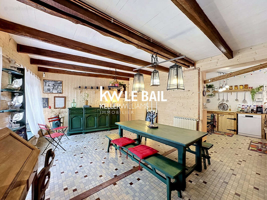 Maison 153 m² à Bagat-En-Quercy  - photo 8