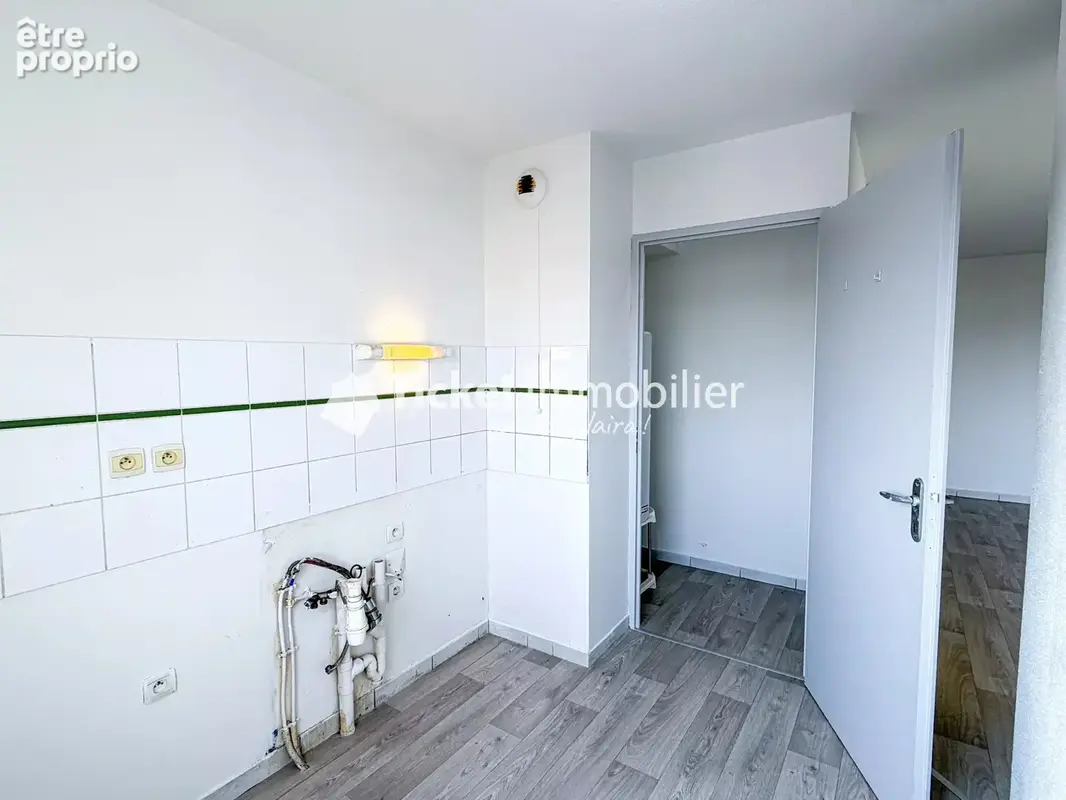 Appartement t2 50m2 tarbes avec balcon, place de parking etc ... - photo 6