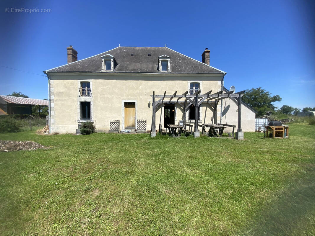 Maison à MAISONNAIS