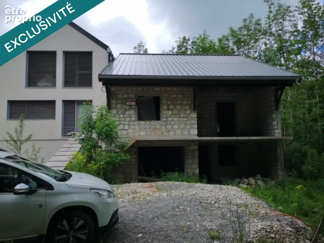 Photo 1 - Maison à CHEZERY-FORENS