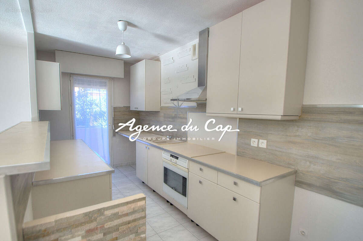 Appartement à SAINT-RAPHAEL