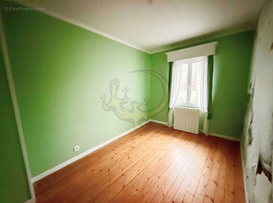 Maison à VILLERS-COTTERETS