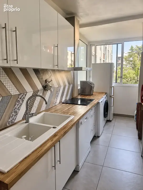 Nouveau coup de coeur sur marignane, t3 en 1er etage avec cave et parking privatif parfait etat - photo 5