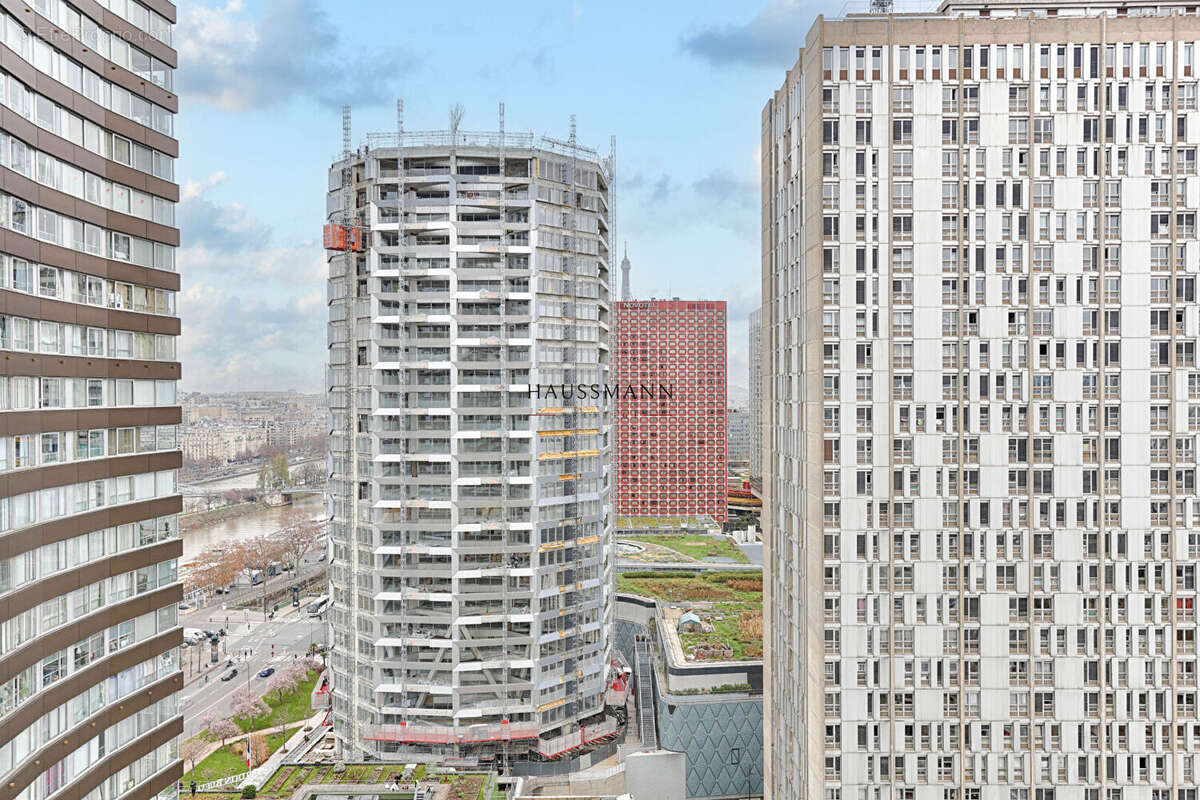 Appartement à PARIS-15E