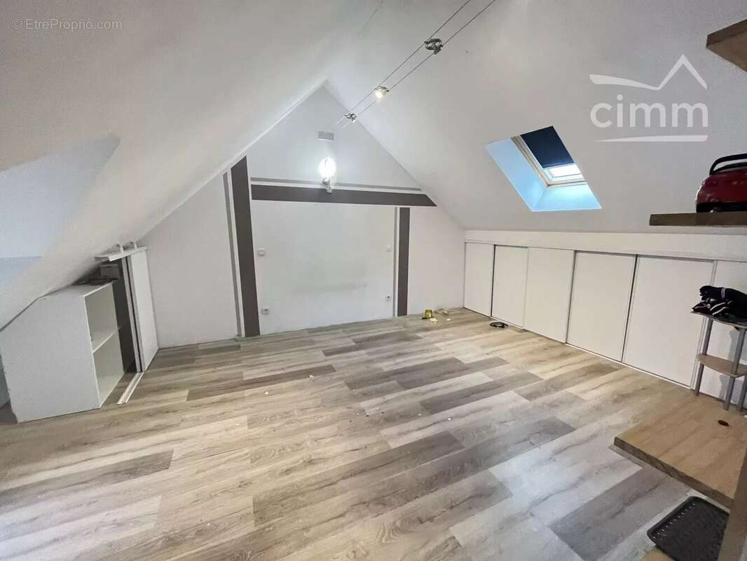 Maison à LES TOUCHES