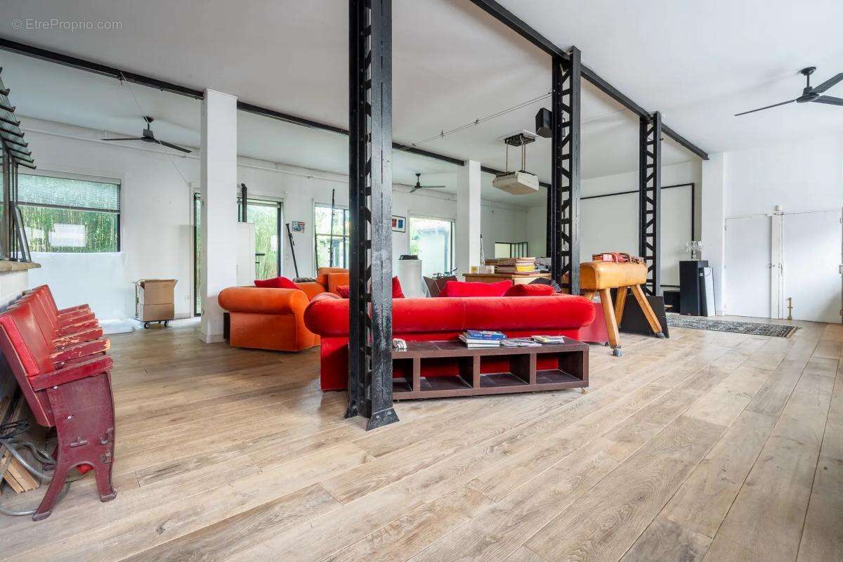 Maison à LE PERREUX-SUR-MARNE