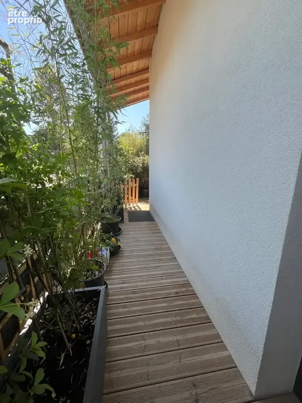 Saint-bonnet-les-oules   appartement t2 de standing avec terrasse privative - photo 7