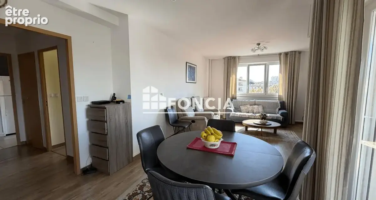 Toulon – port marchand / mourillon – magnifique t5 de 106 m² avec balcon-terrasse et petite vue mer - photo 6