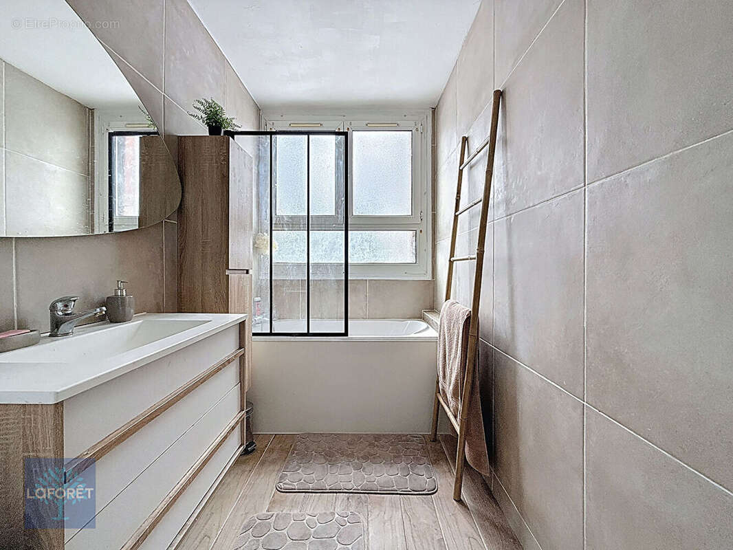 Appartement à SAINT-MICHEL-SUR-ORGE