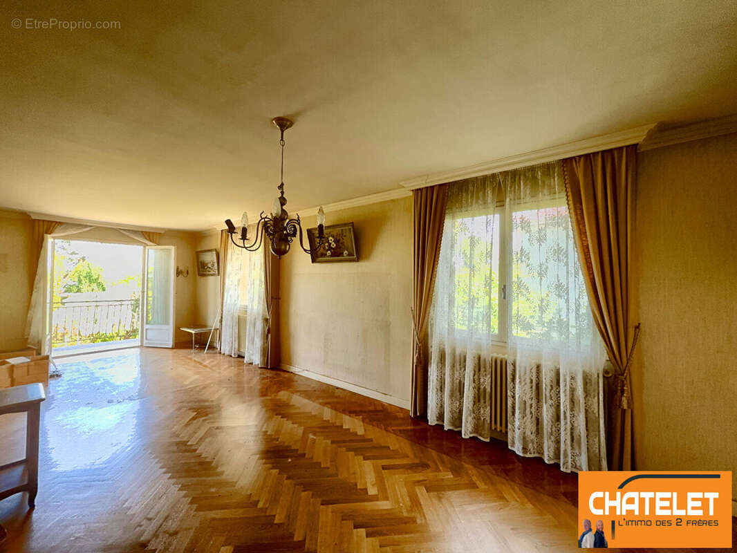 Maison à SAINT-REMY