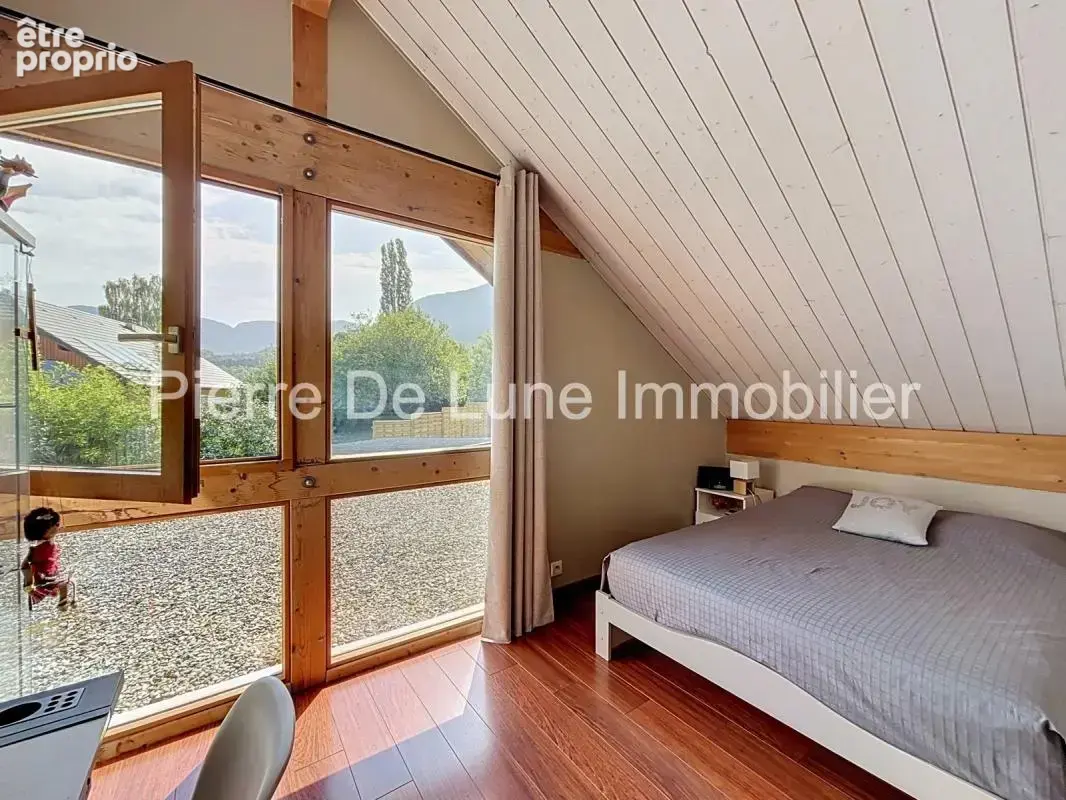 Trévignin – Maison d'exception en ossature bois avec vue dominante, piscine et panorama sur les montagnes - photo 30