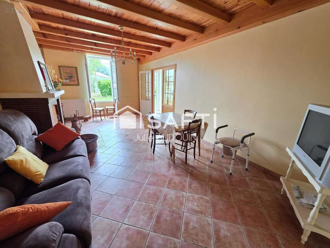 Photo 3 - Maison à THORS