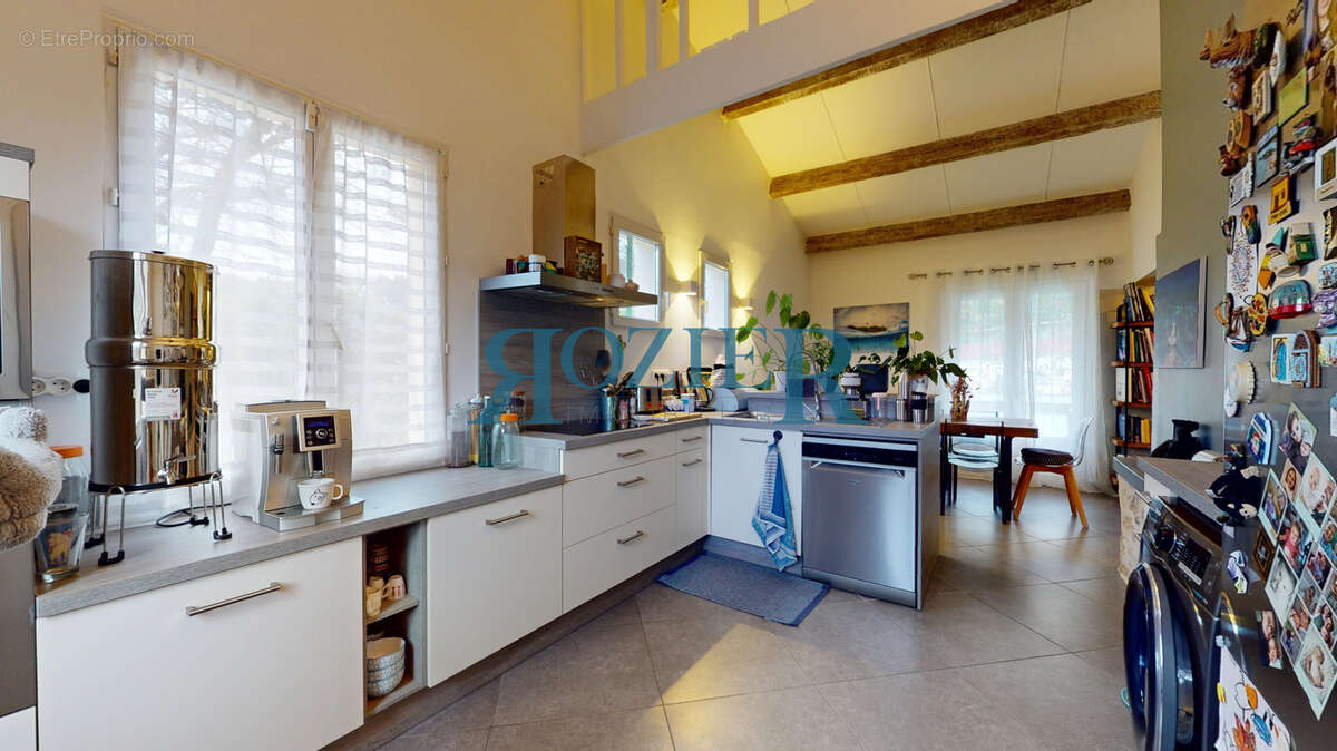 Maison à VALLAURIS