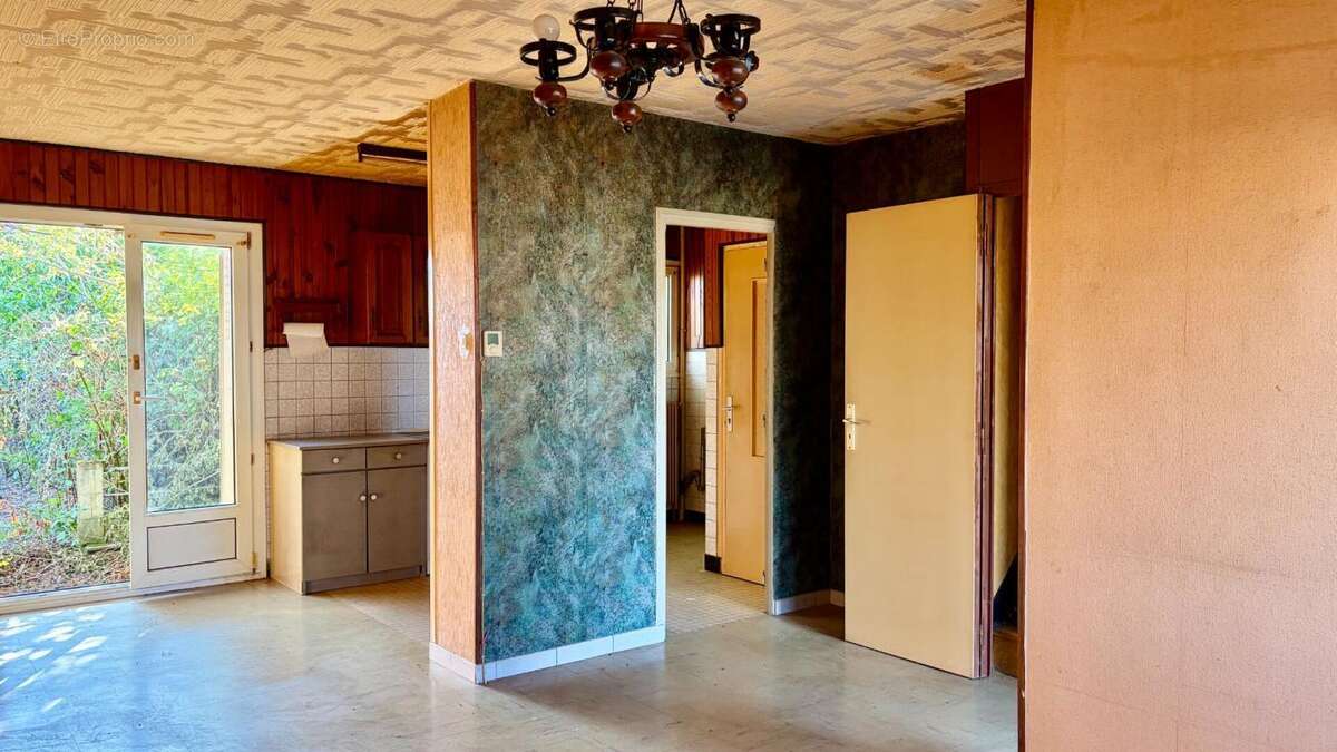 Premier achat ou investissement : maison 63m2, 3 chambres, avec jardin et avec fort potentiel d'évolution - photo 5