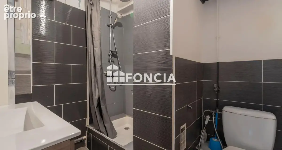 EXCLUSIVITÉ – INVESTISSEMENT LOCATIF – T3 avec balcon et cave – Marseille 13009 - photo 4