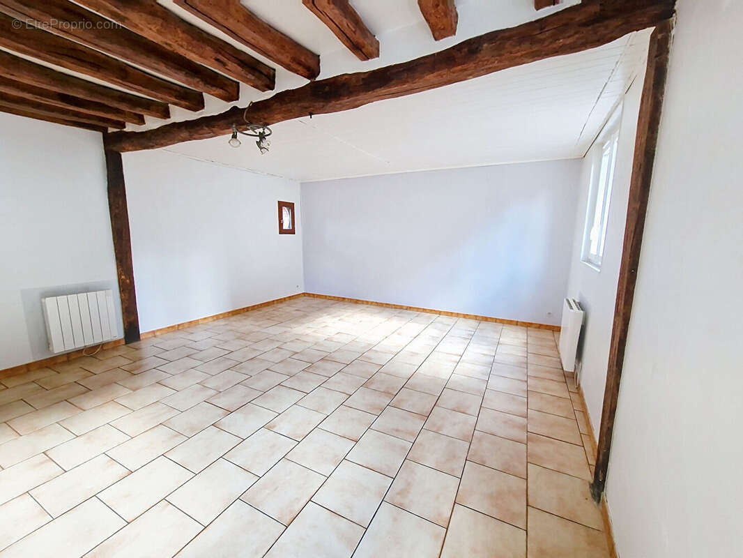 Maison à ARNIERES-SUR-ITON