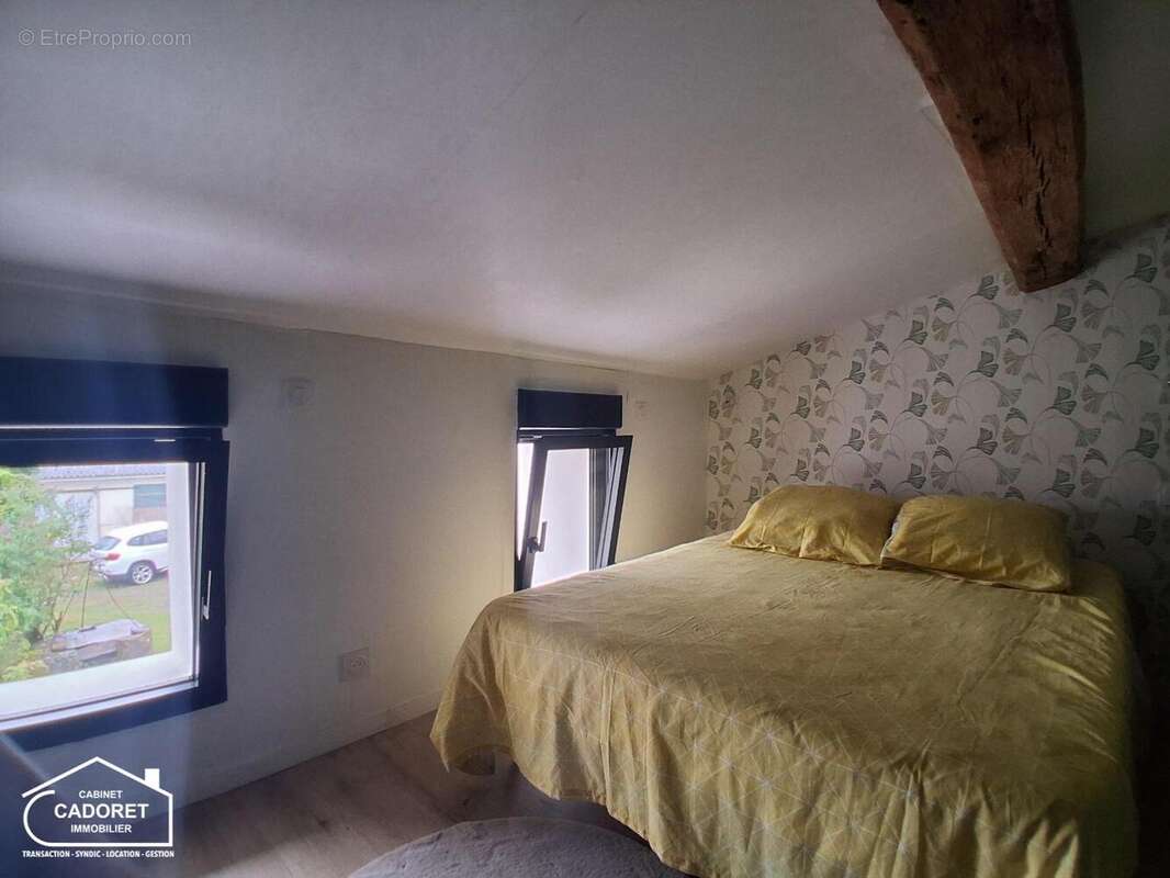  - Maison à FROSSAY