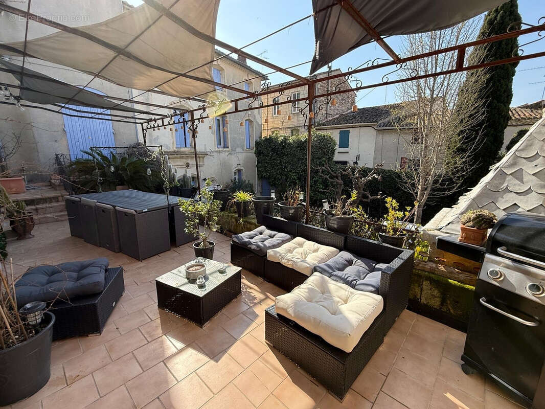 Maison à SAINT-GILLES