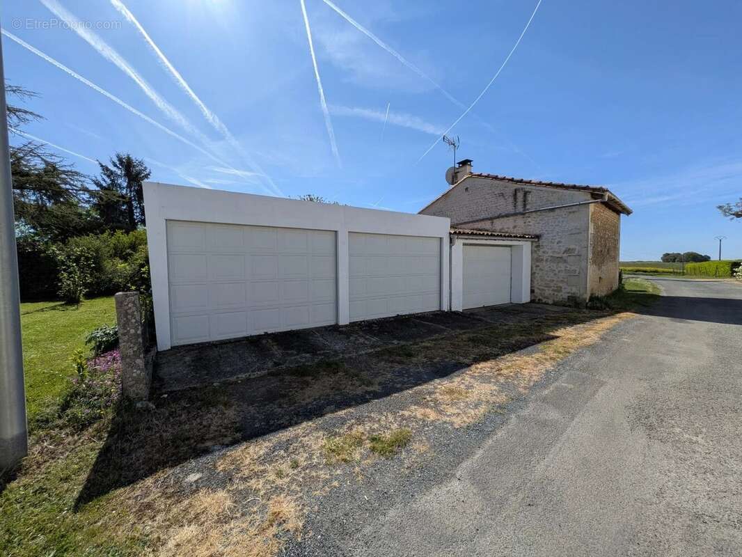 Maison à SAINT-GREGOIRE-D'ARDENNES