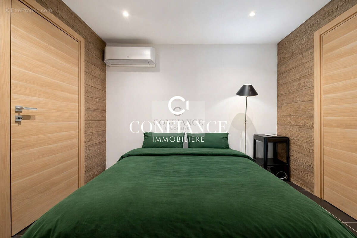 Maison 165 m² à Saint-Etienne-De-Tinee  - photo 9