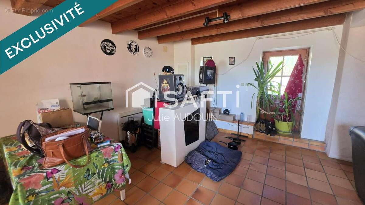 Maison 100 m² à Le Douhet  - photo 2