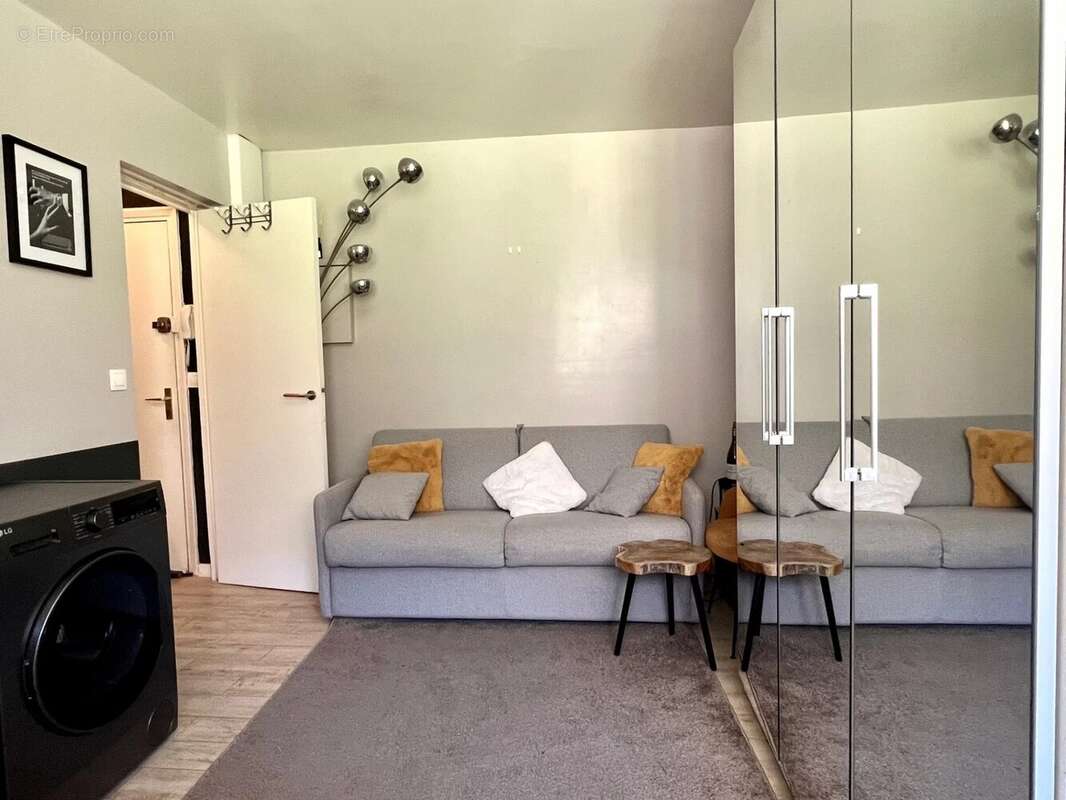 Appartement à PARIS-11E